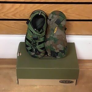 Keen Newport H2 Crushed Bronze Green